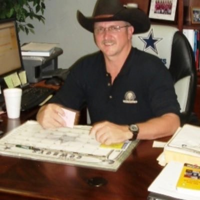 CanadaDarrel's profile picture. 