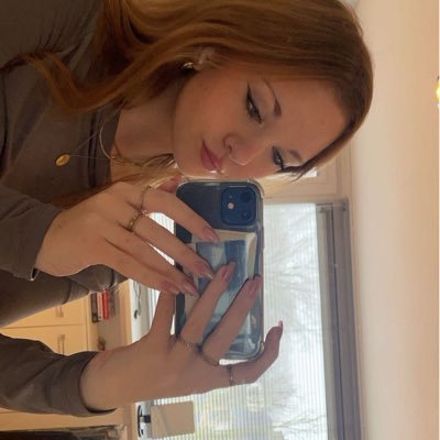 elineweterings_'s profile picture. be a lover, choose love, give love, love everyone, always 🫶🏻