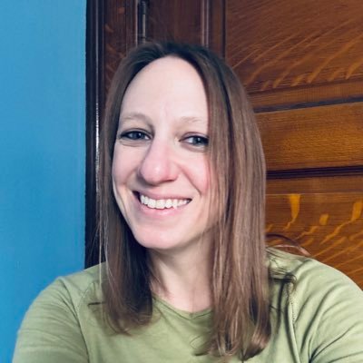 Librarian-turned-Instructional Designer | Passionate about creating impactful learning experiences | Supporting growth through knowledge and design