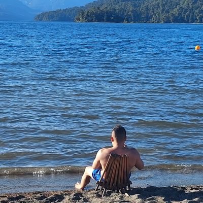 exequielachaves's profile picture. 🇦🇷 Lic. en Ciencia Política y Maestrando en Economía y Cs. Políticas @iueseade 
Papá de Lorenzo.