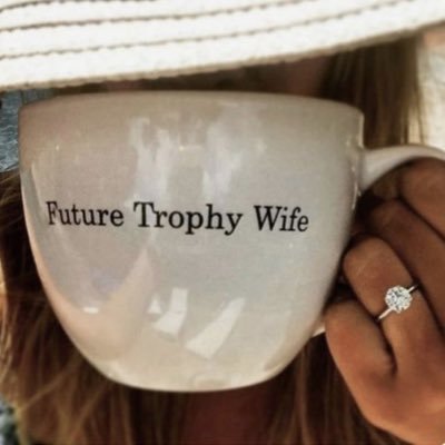 koinahikax's profile picture. 17