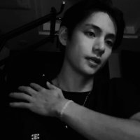 grey (@strongthear) 's Twitter Profile