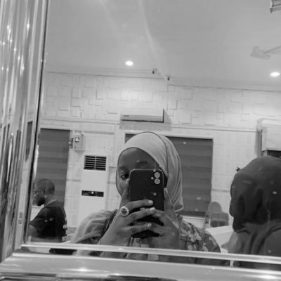 Allah first missing you papa😢 kind☺️ caring🤗 Easy going😎 friendly💛 Introvert💙 ya rabb the love that will lead to marriage🙏A Queen to my little kingdom💕💖