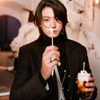 JUNGKOOK (@autumnprince19) Twitter profile photo