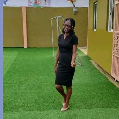 I am open minded, share ideas with people of great mind, I am blunt, objective and non sentimental.
An administrator and entrepreneur.