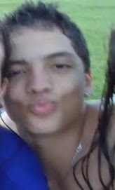 Seja humilde, pois, até o sol com toda sua grandeza se põe e deixa a lua brilhar.
(Bob Marley)