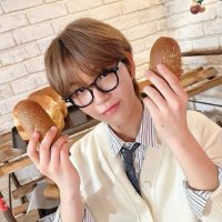 ❁ (@bakeryyss) 's Twitter Profile