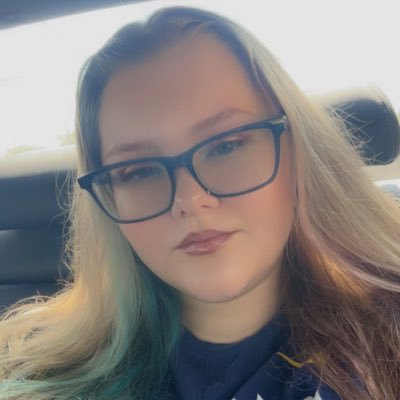 amandaprintz1's profile picture. 🧸 22 | Bi ♊︎ ✨ Fanfic writer of soft ache, slow burns & stolen moments 📚 Buddie + OMB | AO3: AmandaPrintz2021 Wattpad: AmandaPrintz 🦋 RIP Liam Payne 💔