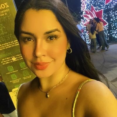 No cuenta como infierno si te gusta como quema.
Comunicadora Social y Periodista
https://t.co/hcCGo5ax25