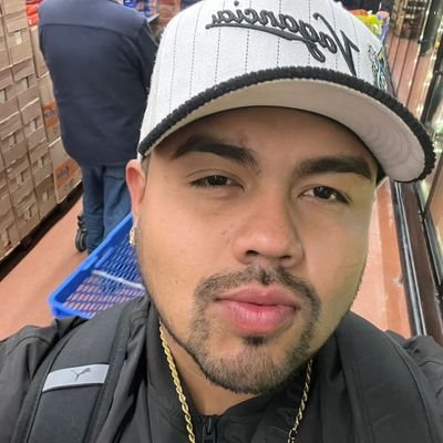 negroibarra's profile picture. seguir y no parar hasta conseguir el objetivo ,
disciplina sudor y gloria 💯👽🤩❤️🔥