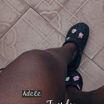 Theladyadele's profile picture. PM brain 🧠 SaaS heart 💻 | I turn sticky notes & user stories into real products | Half strategy, half vibes ✨