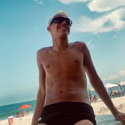 caiorosario_'s profile picture. Rio