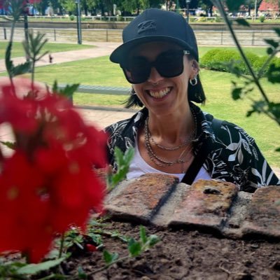 nattizar's profile picture. Traductora. Puntana. Ravenclaw. ENTP.