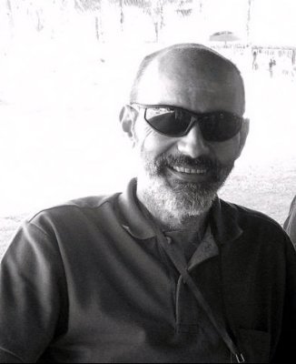 Francisco, sempre amei cães, tecnologia e atualmente me interessa geopolítica mundial e inteligência artificial.
