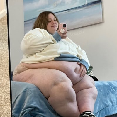 Fun-loving 5'4