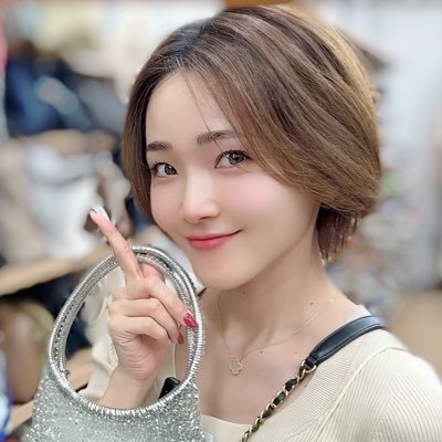 辛かったり.乗り越えたり。高卒手取り9万円▶︎モラハラ夫と離婚▶︎100万円投資詐欺▶︎副業1年で収入10倍▶︎法人5期目▶︎TV出演|メルカリ在宅ワークの教科書108Pにまとめました!公式LINEから無料で受け取れます↓
