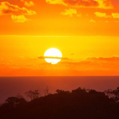 “Todos querem viver às custas do Estado. Eles esquecem que o Estado vive às custas de todos”.
-Frédéric Bastiat