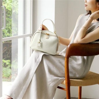 困っている人を助けたくて現金プレゼントをします。毎日お金配り。当垢フォローでエントリー。未当選の方限定▶https://t.co/O50r8Uthwz