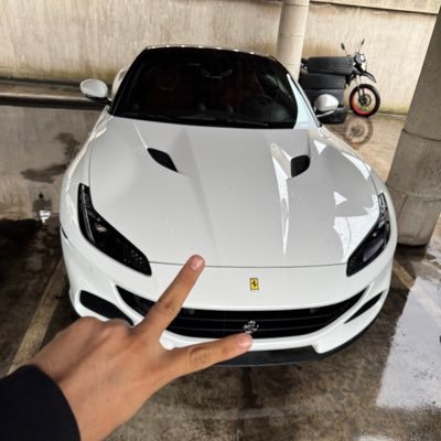 RodolfoVen970's profile picture. 
