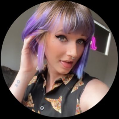 kiwi trans girl | Trans girl from New Zealand | Private fan chat.