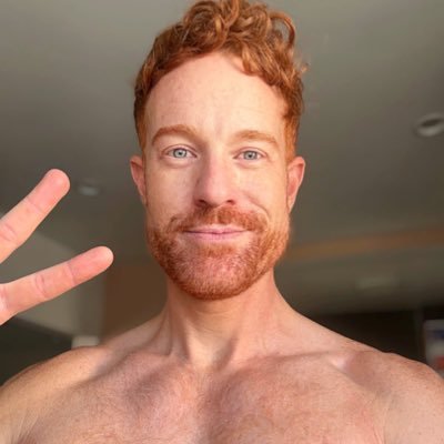 Actor. Grey’s Anatomy, Modern Family, Grace & Frankie, NCIS, 9-1-1, etc. Resident Artist at @anoisewithin. Oregon boy/LA world. For your gingertainment.