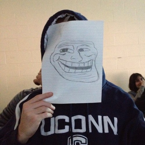 lDeadEnd's profile picture. Hi Im Kyle, and I like to Party.