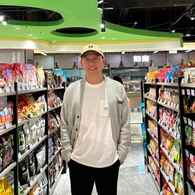 Dragon_zang's profile picture. ⌨️Indie iOS developer 📱build Wigget 💡 share my app developer experience and interesting things