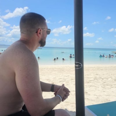 Opinionated ~ Common Sense Advocate ~ Florida Man ~ Ex Dem ~ New Independent ~ Leading Horses to Water ~ #GOBLUE #ALLGRIT ~ #ANTIWAR #PROHUMANITY ~👁️ ❤️ 🐇 🕳️