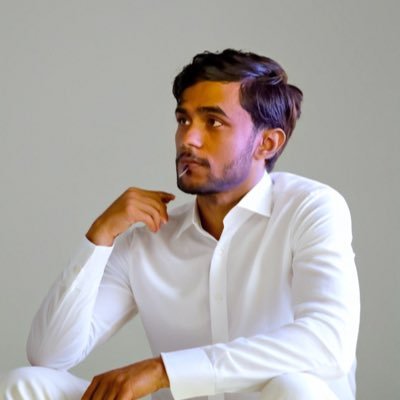 Hi, I’m Deburn! I am an entrepreneur and have a big passion for acting.
