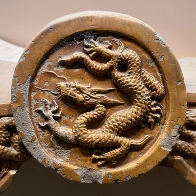 xiayanyi2025's profile picture. 尽难言一