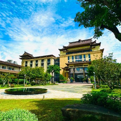 https://t.co/mMwJmDtyrI圓光佛學院是一所專注於台灣佛教教育的學府,提供佛教大學招生及圓光兒童營,培育學生深入圓光禪寺的佛學知識,學院推廣佛教文化。位於中壢寺廟則成為信眾修行與交流的場所,致力於弘揚台灣佛教的核心價值。