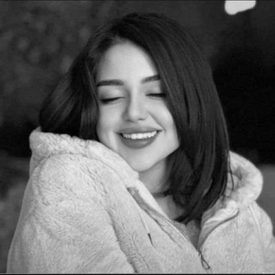 Keep your face always toward the sunshine—and shadows will fall behind you. Paki Girl 🇵🇰