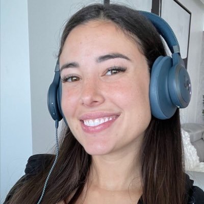 bella_jenn54786's profile picture. 