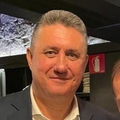 javeo63's profile picture. 