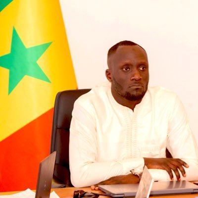 République du Sénégal 🇸🇳 Directeur de communication.