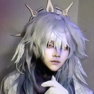 twitter account @.vyltnan on instagram, DM aja kalau mau tanya apa apa ini akun campur campur 😭😭