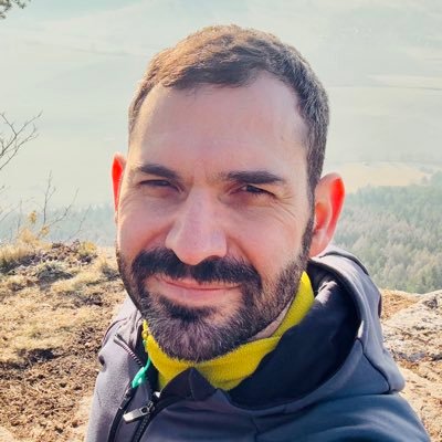 Father of 👦, hobby gardener 👨🌾, DIY woodworker 🪚🪵,... and Head of UX @rohlikgroup - #freelancer, #UX, #CX, #productdesign, #productmanagement