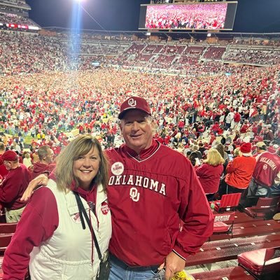 bucuo81's profile picture. OU grad, Sooner fan and Chicago Cubs fanatic. Frustrated golfer. Believer and Grampy to 7.