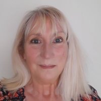 Lainey Robinson 🍾🍸🏏 🐶 (@herladyship15) 's Twitter Profile