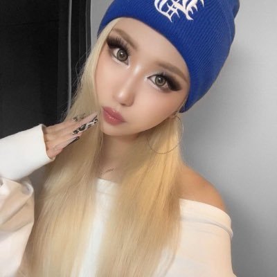 副業、在宅ワーク紹介してます♪ 家事の合間や通勤時間にできる簡単な作業です☺️ 私にも出来るからみんなも一緒しよ💕