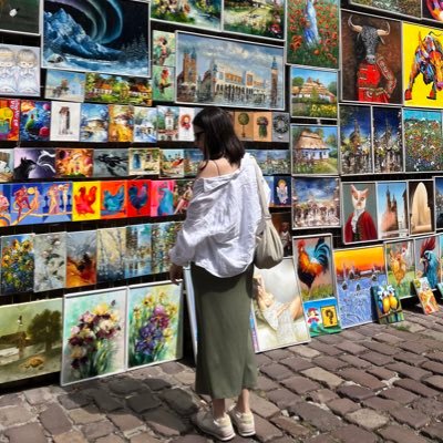 _claudiafranco's profile picture. 💌 Periodista | Per aquí parlo de música, entrevistes, concerts, feminismes, cultura i més coses 🫧🌷