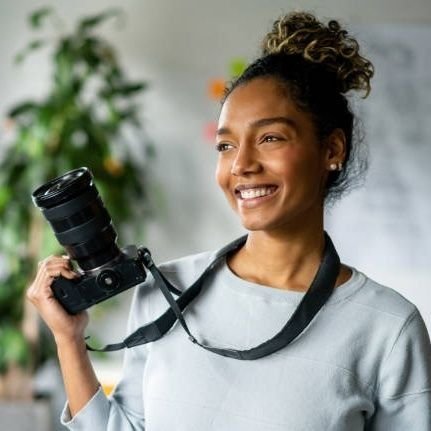 🌟 Writer by day, Netflix binger by night | 🧠 Creativity unleashed | 🌍 Sharing bits of life & work