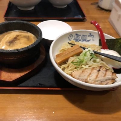 cZLs4589's profile picture. 🍊S水SD→Sやさん→Kのです！  まずはSUB取って自分の人生豊かに過ごす！