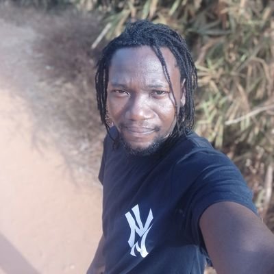 essel745's profile picture. 