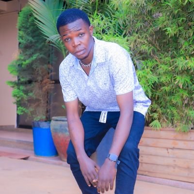 Am Professional Barber 💇🏽✂️
Find me at CUTE CUTS SALOON (+256788927531)💇
Mobile Services
I Do Full Body Massage @80k only
but all services is for Ladies only
