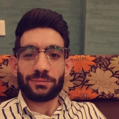 وإنّي على حُبّ وَطني مِن الثابِتين الصّامِدين، الرّافضين فِكرة الإستِغناء حَتى عَن ذرةٍ واحدةٍ مِن تُرابِه،.
💚Wehdaty
🤍Madridista