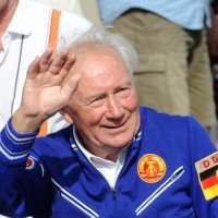 Karl Kosmos (@karl_kosmos) 's Twitter Profile Photo