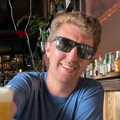 Stretch_PAT's profile picture. 📍Local sports fan & biz supporter | 📲 Digital Product and Marketing