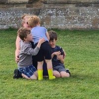 Dee B (@donnaloubishop) 's Twitter Profile