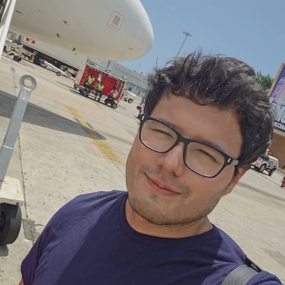 Cyberleex's profile picture. 29 | Médico Investigador | Yo también me pregunto: ¿De qué sirve ser sincero y tener buen corazón si nadie se fija en eso?... Lo bueno es que también soy guapo.